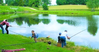 Aire de Camping-cars - Saint-Hilaire-les-Places 