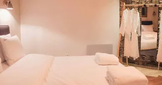 JK Suites Appart-Hôtel & Spa Privatif - La Suite d'Aguesseau