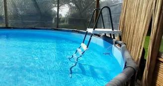 piscine Nedleys glamping