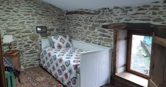 chambre de 3 personnes à l'étage