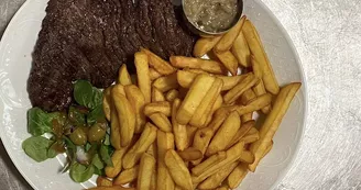 le Magnachon bifteck frites sauce poivre