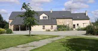 Gîte étape et séjour - Domaine des Mille Oiseaux : Le Grand Piaf