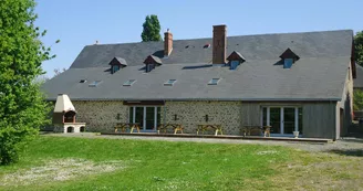 GÎTE DE GROUPE - LE VAL D'ERVE