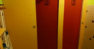 Sanitaire douches - Gîte la Bataille