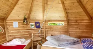 Domaine-des-vaulx-cabanes-arbres-001