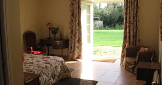 Presbytère de Vieuvy chambre d'hôtes rose_5573