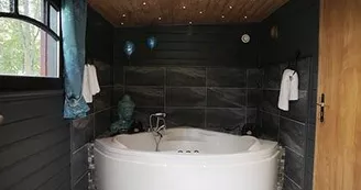 HLO-Chene-Vert-Jaccuzi-roulotte