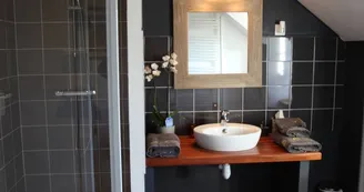 Salle de bain de la chambre Stockolhm