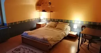 Longère fermière du bocage - 2 Saint Berthevin la Tanniere 53 - chambre