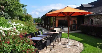 Relais du Gué de Selle terrasse extérieure