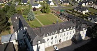 centre-pastoral-du-sanctuaire-pontmain-53-pcu