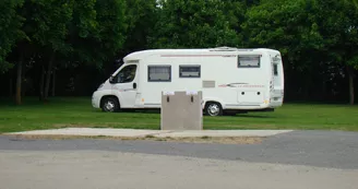 Aire camping car extérieure