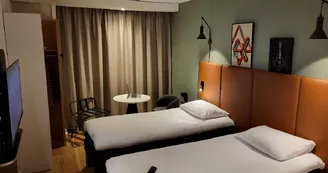 Hotel Ibis Bayeux - Port en Bessin