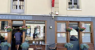 Le Petit Lyons, café-tabac restaurant