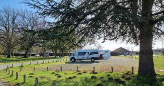 Aire CAMPING-CAR PARK de Mansigné