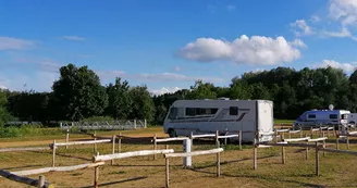 Aire CAMPING-CAR PARK de la Flèche3