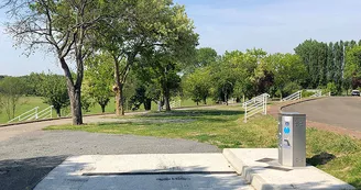 72-Sarthe-Aire-CampingCarPark-Luche-Pringe-Vidange