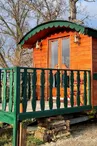 Gîte la Roulotte de la carrière à Toulon sur Allier dans l'Allier en Auvergne